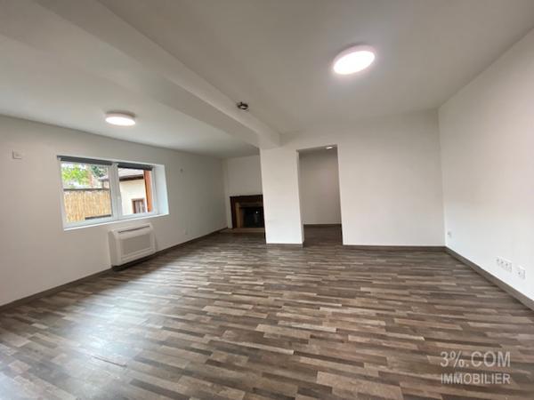 3%.COM Belle maison alsacienne rénovée avec cour Hochfelden (67270)