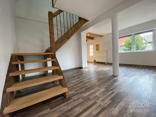 3%.COM Belle maison alsacienne rénovée avec cour Hochfelden (67270)