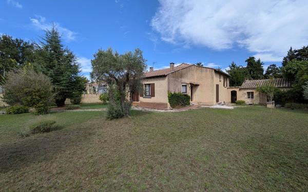 Maison à vendre    4 pièces •  Avignon