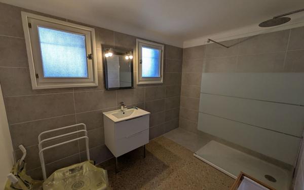 Maison à vendre    4 pièces •  Avignon