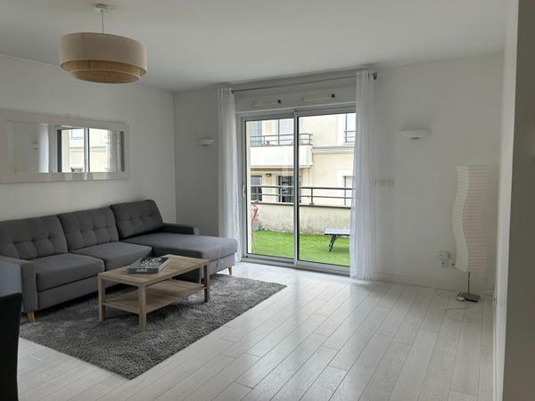 A louer - Appartement T3 meublé avec balcons, garage et cave - Angers centre ville