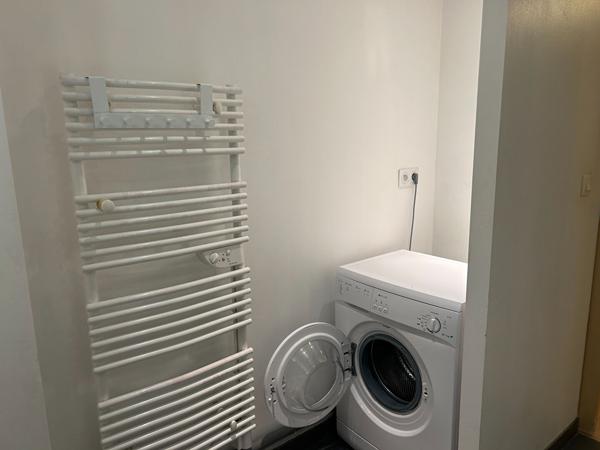 A louer - Appartement T3 meublé avec balcons, garage et cave - Angers centre ville