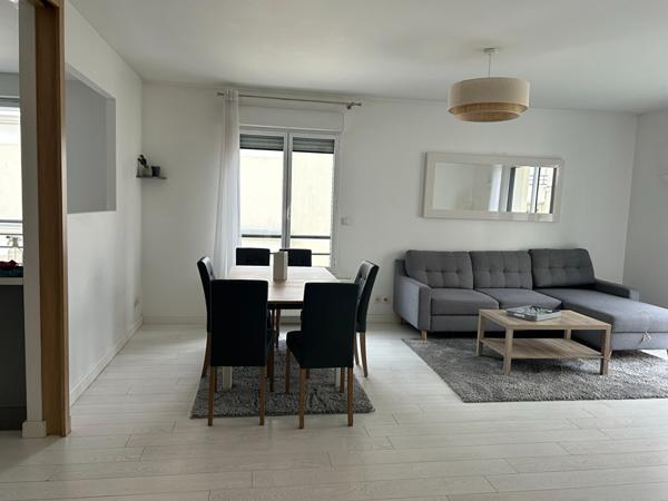 A louer - Appartement T3 meublé avec balcons, garage et cave - Angers centre ville
