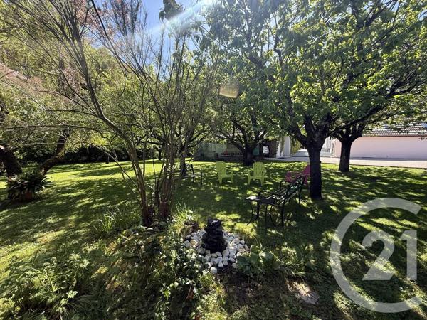Maison à vendre  7 pièces - 190 m 2   BESANCON  - 25