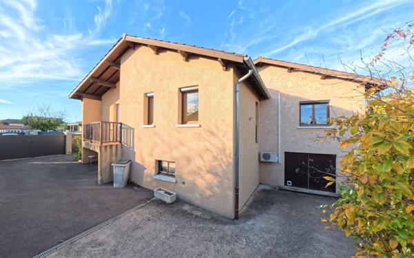 Maison à vendre    5 pièces •  Charvieu-Chavagneux