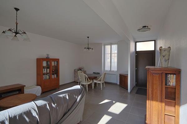 Maison Premery, 2 chambres, cour, dépendance, proximité commerces, 2h30 PARIS, campagne, NIEVRE