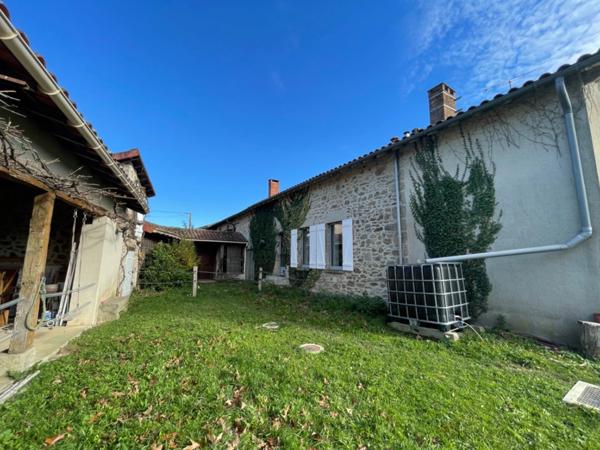 Propriete rénovée 242m2 avec 14,9 hectares 435000€ SAINT JUNIEN (87)