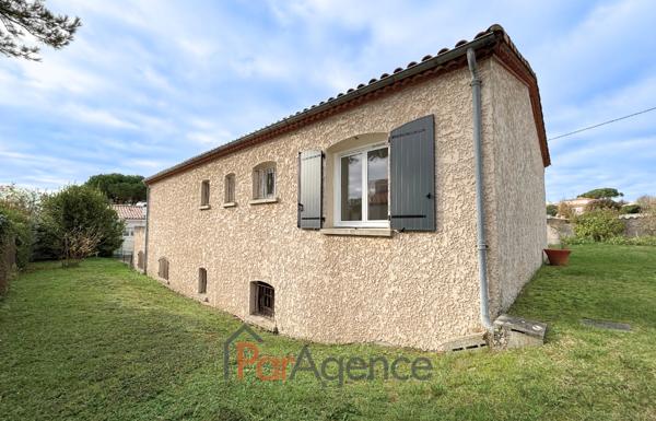 500 M DU CENTRE-VILLE MAISON DE PLAIN PIED AVEC SOUS-SOL COM