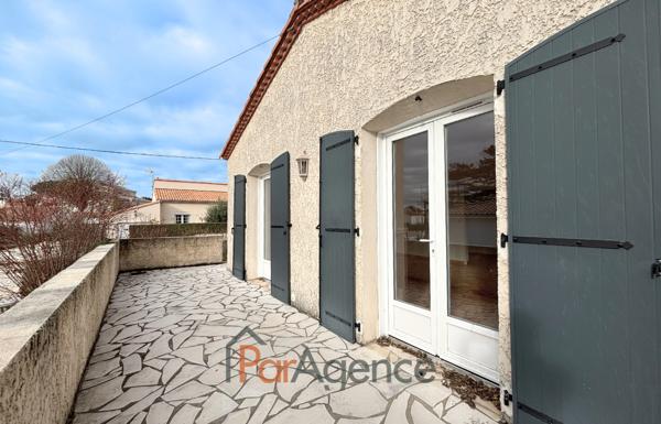 500 M DU CENTRE-VILLE MAISON DE PLAIN PIED AVEC SOUS-SOL COM