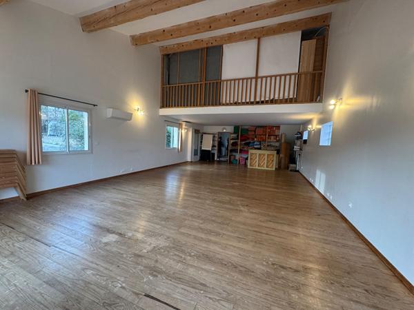 Limoux 5 pièce(s) 199 m2 avec grande pièce de réception de 70 m2