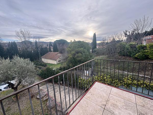 Limoux 5 pièce(s) 199 m2 avec grande pièce de réception de 70 m2