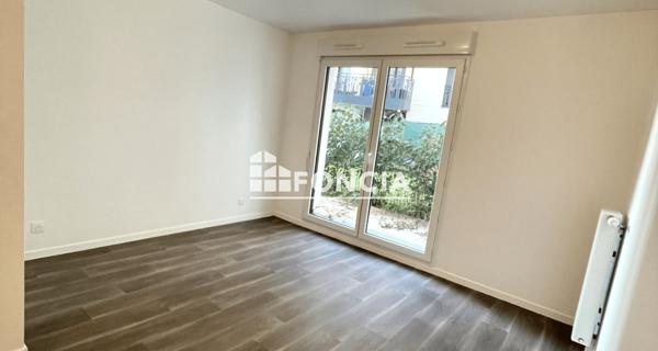 Location Studio 28.07 m² - Drancy 93700