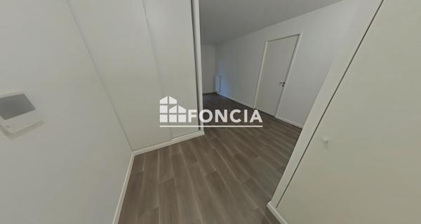 Location Studio 28.07 m² - Drancy 93700