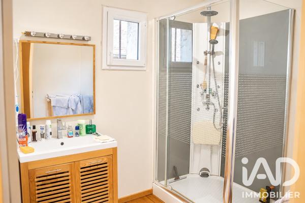 Maison à vendre 8 pièces 220 m² Villeneuve-la-Guyard