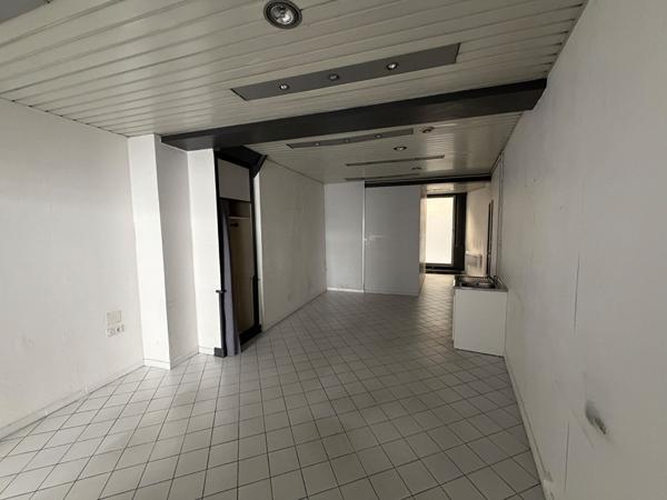 Immeuble 2 pièces à vendre Châtellerault - 86100 / Réf: 12023