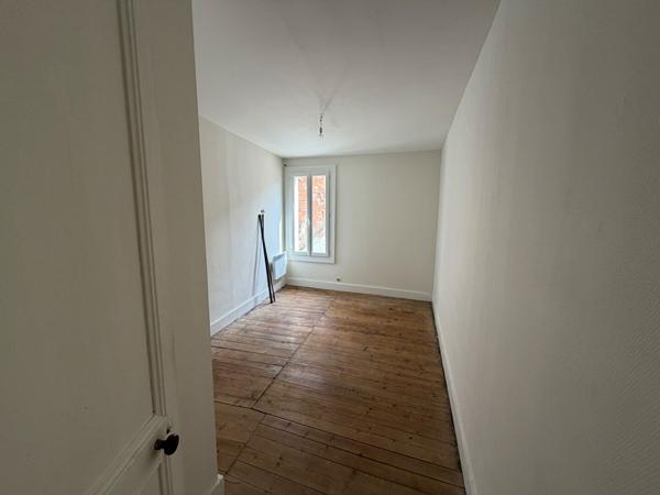 Immeuble 2 pièces à vendre Châtellerault - 86100 / Réf: 12023