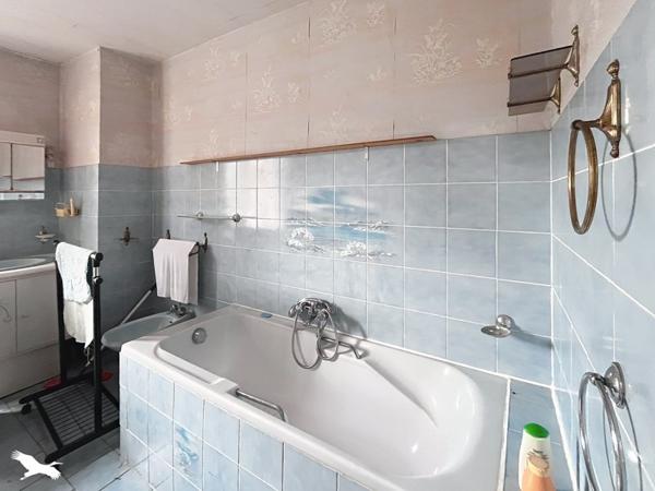 Maison à vendre 59 900 € Sainte-Fortunade 6 p 180 m² DPE F
