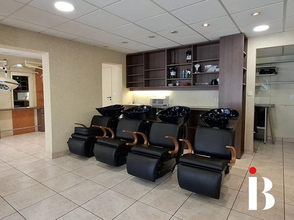 Local Commercial ORVAULT Petit Chantilly