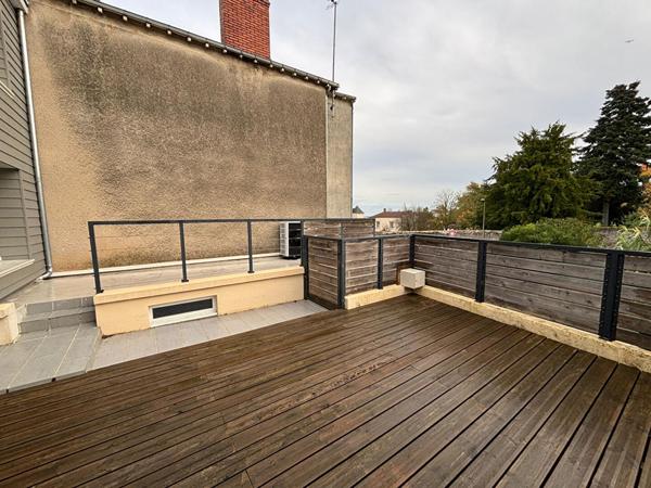 Maison de bourg 110 m² avec terrasse et garage - Le Mesnil en Vallée