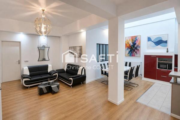 Idéalement situé UN Bel appartement T4 atypique en plein centre de Melun,10mns de la gare à pieds