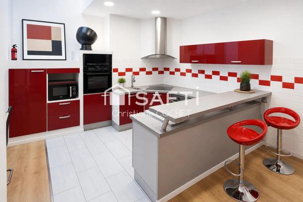 Idéalement situé UN Bel appartement T4 atypique en plein centre de Melun,10mns de la gare à pieds