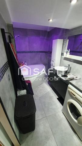Idéalement situé UN Bel appartement T4 atypique en plein centre de Melun,10mns de la gare à pieds