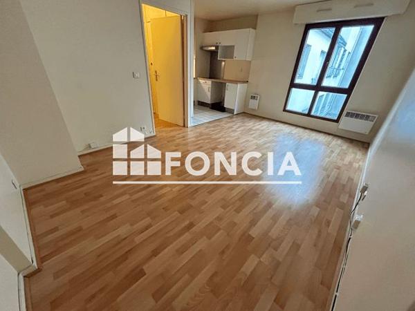 Location Studio 26.57 m² - 7/9 RUE DES IRIS Antony 92160