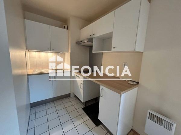 Location Studio 26.57 m² - 7/9 RUE DES IRIS Antony 92160