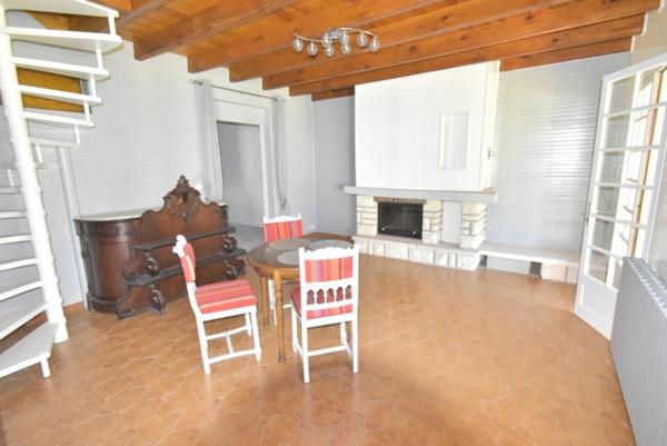 Maison VENTE A TERME - LIBRE - 4 pièces DAX (40)