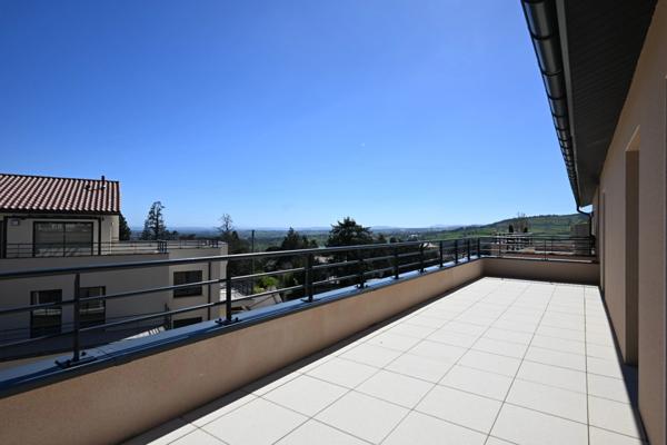 Confort et Modernité au Rendez-vous ! Superbe Appartement Neuf de 5 Pièces avec stationnement couvert inclus