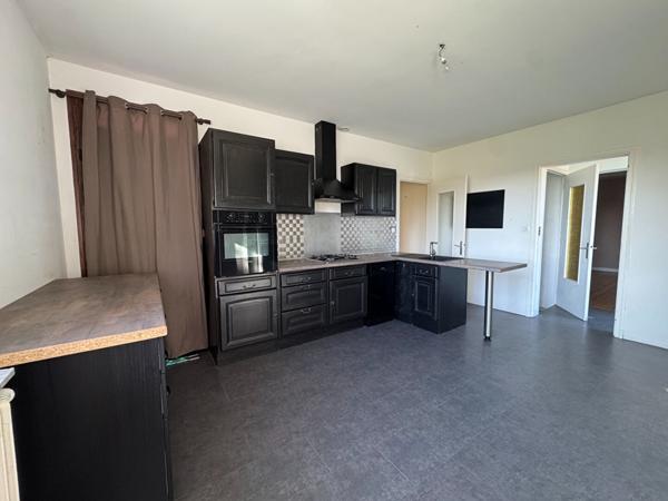 Maison - 8 pièces - 144 m²