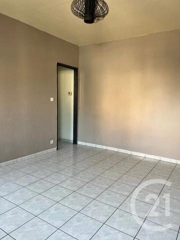 Immeuble à vendre  510 m 2   SOCHAUX  - 25