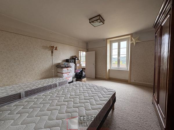 Maison 11 pièce(s) 4 chambre(s) 229 m²