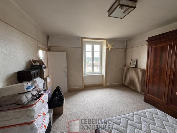 Maison 11 pièce(s) 4 chambre(s) 229 m²