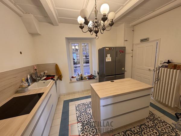 Maison 11 pièce(s) 4 chambre(s) 229 m²