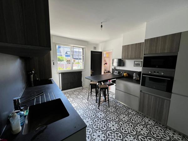 PROCHE PORT VANNES ET TOUTES COMMODITES