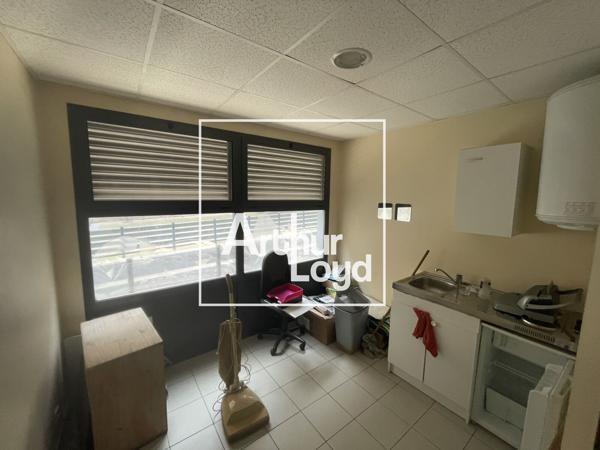 Béziers - Très beau bureaux à vendre ou à louer de 241 m²