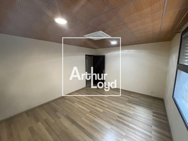Béziers - Très beau bureaux à vendre ou à louer de 241 m²