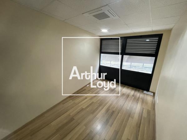 Béziers - Très beau bureaux à vendre ou à louer de 241 m²
