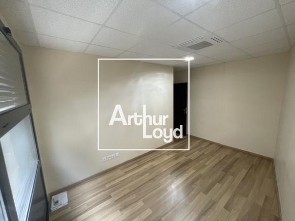 Béziers - Très beau bureaux à vendre ou à louer de 241 m²
