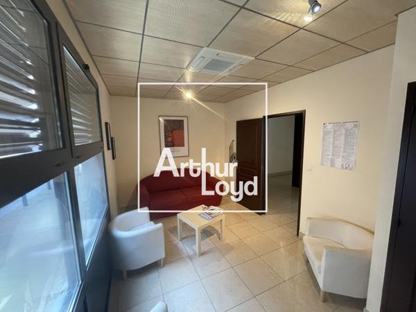 Béziers - Très beau bureaux à vendre ou à louer de 241 m²