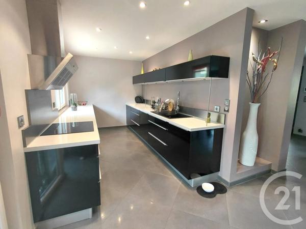 Maison à vendre  7 pièces - 180 m 2   VILLERS LE LAC  - 25