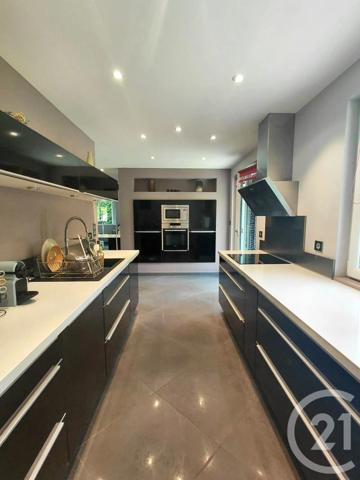Maison à vendre  7 pièces - 180 m 2   VILLERS LE LAC  - 25