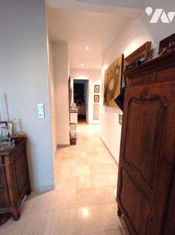 Propriété de caractère 10 pièces 