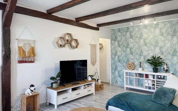 Appartement à louer    3 pièces • 65 m2 Saran