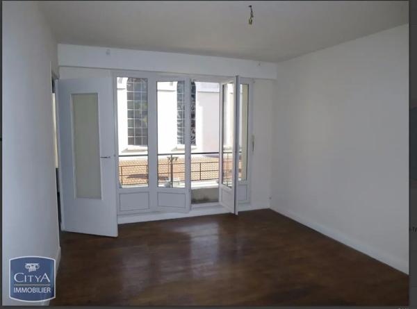 Appartement à louer 3 pièces 77.59m²