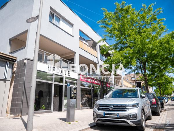 Location Local commercial 5 pièces 84.2 m² - Audincourt 25400