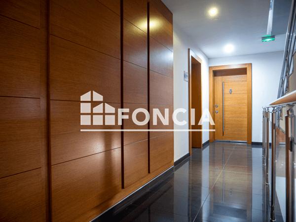 Location Local commercial 5 pièces 84.2 m² - Audincourt 25400