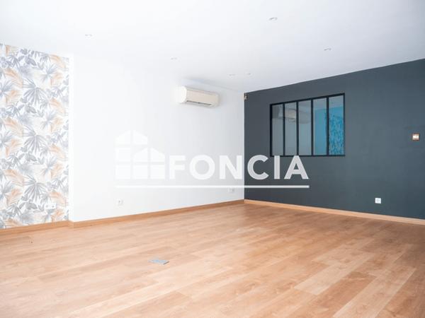 Location Local commercial 5 pièces 84.2 m² - Audincourt 25400