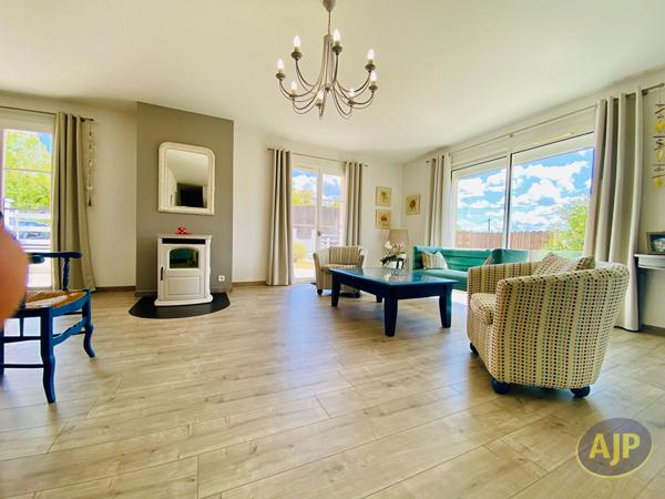 Vente maison Lesparre Medoc : 296 800 € - AJP Lesparre Immobilier